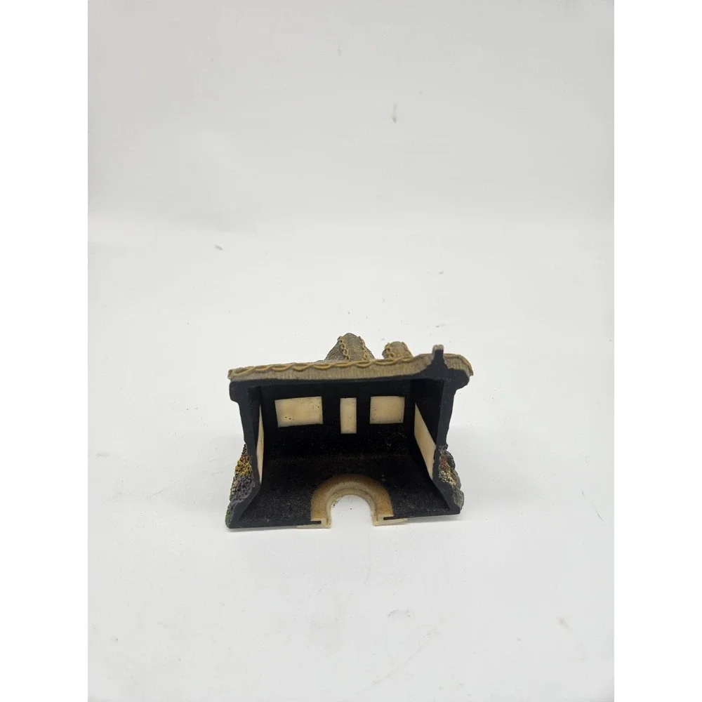 Vintage Thomas Kinkade Painter Of Light Candlelight Cottage Sculpted Night Light
